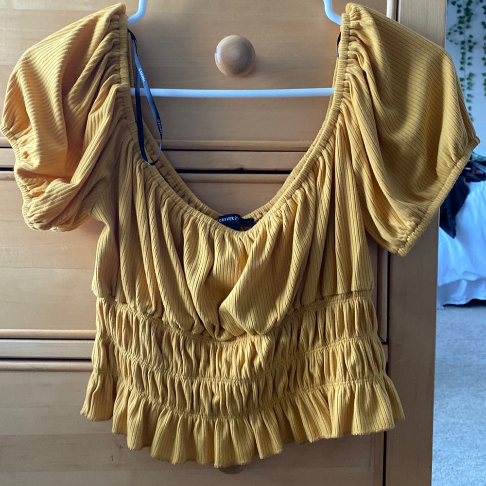 FOREVER 21 GOLD TOP